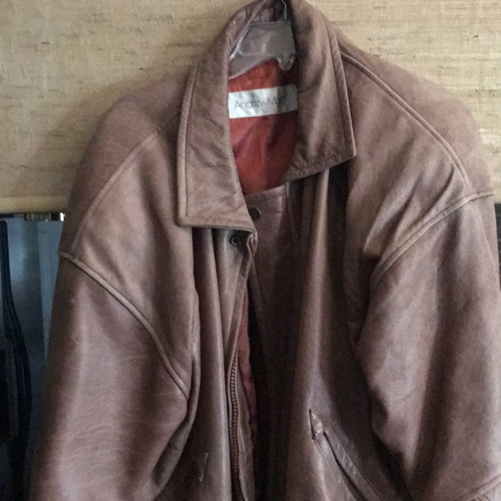Men’s XL Andrew Marc tan leather bomber jacket